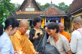 Đón Tết cổ truyền Chôl Chnam Thmây đầm ấm ở Trà Vinh