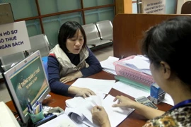 Phấn đấu 95 % số doanh nghiệp khai thuế điện tử trong 2015