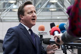 Thủ tướng Anh cam kết chi gần 12 tỷ USD cải thiện dịch vụ y tế công