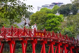 Từ ngày 10/3, các khu di tích như nhà tù Hỏa Lò, đền Ngọc Sơn, Văn Miếu - Quốc Tử Giám... sẽ tạm dừng hoạt động và tiến hành khử trùng theo hướng dẫn của Bộ Y tế và thành phố Hà Nội về phòng dịch COVID-19. (Ảnh: Minh Sơn/Vietnam+)