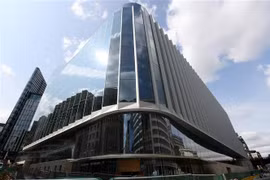 Trụ sở Ngân hàng Goldman Sachs ở trung tâm London, Anh. (Ảnh: AFP/TTXVN)