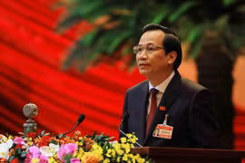 Đồng chí Đào Ngọc Dung, Ủy viên Trung ương Đảng, Bộ trưởng Bộ Lao động-Thương binh và Xã hội trình bày tham luận. (Ảnh: TTXVN)