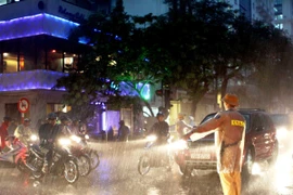 Hà Nội: Tăng cường tuần tra, xử lý vi phạm giao thông đêm