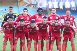 Bình Dương là đội đầu tiên trong kỷ nguyên V-League bốn lần vô địch. Dễ hiểu khi họ áp đảo danh sách đội hình tiêu biểu. (Ảnh: Minh Chiến/Vietnam+)