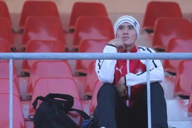 Trung vệ đội tuyển Việt Nam lỡ cơ hội đối đầu Công Phượng