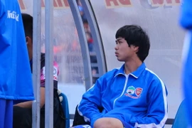 Công Phượng dự bị là quyết định đầu tiên mở ra thắng lợi cho Hoàng Anh Gia Lai trước Becamex Bình Dương. (Ảnh: Minh Chiến/Vietnam+)