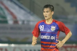 Sau "mổ băng", VPF từ chối bàn thắng lịch sử của Lê Công Vinh 