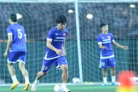 [Photo] U23 Việt Nam mệt nhoài, Công Phượng liên tiếp ‘nổ súng’
