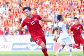 [Video] Công Phượng bùng nổ, U23 Việt Nam thua vì hai quả phạt đền