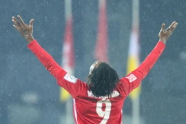 Hải Phòng đổi kỷ lục giữ sạch lưới lấy ngôi đầu bảng V-League 