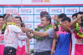 Đội bóng thủ đô đăng quang với 28 điểm sau 14 vòng đấu, nhiều hơn đội thứ hai đúng 4 điểm. Đó là khoảng cách lớn nhất giữa nhà vô địch với đội xếp sau tại giải Hạng Nhất trong 4 năm qua. (Ảnh: Minh Chiến/Vietnam+)