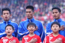 Hoàng Thiên (giữa) đóng vai trò rất quan trọng trong đội hình Hoàng Anh Gia Lai mùa vừa qua. (Ảnh: Minh Chiến/Vietnam+)