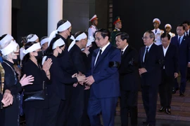Thủ tướng Chính phủ Phạm Minh Chính chia buồn cùng gia đình nguyên Phó Thủ tướng Nguyễn Khánh. (Ảnh: An Đăng/TTXVN)