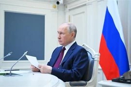 Tổng thống Nga Vladimir Putin tham dự Hội nghị thượng đỉnh Tổ chức Hợp tác Thượng Hải (SCO) dưới hình thức trực tuyến ngày 4/7/2023. (Ảnh: AFP/TTXVN)