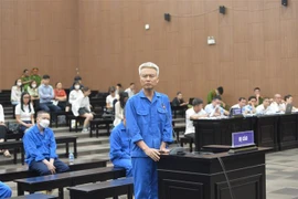 Bị cáo Phạm Dũng trình bày tại phiên xét hỏi chiều 6/6. (Ảnh: Kim Anh/TTXVN)