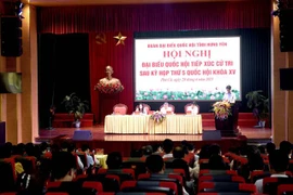 Với tinh thần dân chủ, cử tri huyện Phù Cừ kiến nghị với Đoàn đại biểu Quốc hội tỉnh Hưng Yên nhiều vấn đề thiết thực. (Ảnh: Đỗ Huyền/TTXVN)