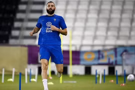 Tuyển Pháp tiếp tục nhận tin sốc: Benzema chia tay World Cup 2022