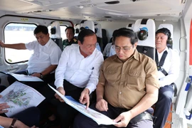 Hình ảnh Thủ tướng Phạm Minh Chính khảo sát vùng Đông Nam bộ