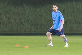 Phóng viên VietnamPlus đi 'săn' Lionel Messi ở World Cup 2022