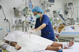 Bệnh nhân sốt xuất huyết nặng gia tăng, TP.HCM phân tuyến điều trị