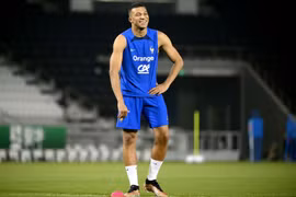 Kylian Mbappe vắng mặt ở buổi tập trước trận gặp đội tuyển Anh