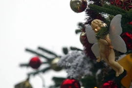 Khủng hoảng năng lượng khiến ngày lễ cuối năm ở châu Âu bớt lung linh