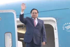 Thủ tướng Phạm Minh Chính rời Hà Nội sang thăm chính thức Vương quốc Campuchia. (Ảnh: Dương Giang/TTXVN)