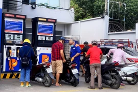 TP.HCM: Không có dấu hiệu găm hàng ở các cửa hàng gián đoạn cung ứng