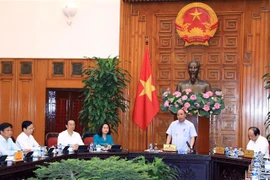 Thủ tướng Nguyễn Xuân Phúc phát biểu tại buổi làm việc. (Ảnh: Thống Nhất/TTXVN)