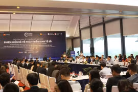 Hội thảo “Các mô hình kinh doanh mới và khởi nghiệp sáng tạo tại Việt Nam - Nút thắt và các kiến nghị,” ngày 2/5. 