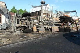 Hiện trường vụ cháy khiến 6 người thiệt mạng. (Ảnh: Đậu Tất Thành/TTXVN)