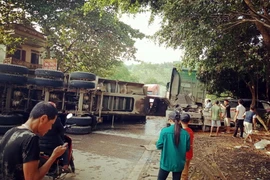 Hiện trường vụ tai nạn giao thông. (Ảnh: Văn Tý/TTXVN)