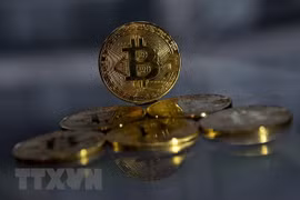 Đồng Bitcoin. (Ảnh: AFP/TTXVN)