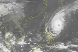 Hình ảnh vệ tinh đường đi và vị trí cơn bão. (Ảnh: TTXVN)