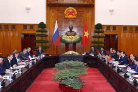 Thủ tướng Nguyễn Xuân Phúc hội đàm với Thủ tướng Liên bang Nga Dmitry Medvedev. (Ảnh: Thống Nhất/TTXVN)