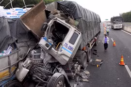 Hiện trường vụ tai nạn. (Ảnh: Phước Ngọc/TTXVN)