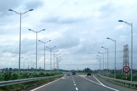 [Photo] Tuyến cao tốc dài nhất Việt Nam trước ngày thông xe