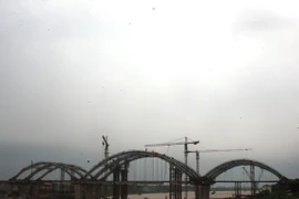 Chùm ảnh cầu Đông Trù nối hai bờ Long Biên-Đông Anh 