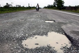 Nhiều đơn vị giao thông bị “cấm cửa”, xem xét năng lực thầu 