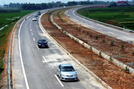 Bộ trưởng Thăng dọa “trảm” Phó Tổng Giám đốc dự án Quốc lộ 3 mới