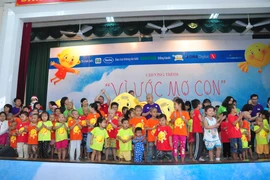 Ra mắt chương trình "Vì ước mơ con" hỗ trợ bệnh nhi ung thư