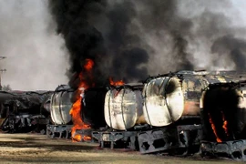 Taliban tấn công đoàn xe tiếp vận NATO ở vùng biên giới Afghanistan