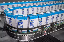 Dây chuyền sản xuất của Vinamilk