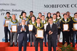 MobiFone được vinh danh trong tốp những Doanh nghiệp công nghệ thông tin hàng đầu Việt Nam 