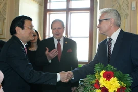 Chủ tịch nước hội kiến Chủ tịch Thượng viện và Chủ tịch Hạ viện Séc