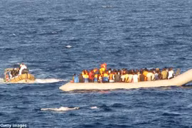 Hơn 20 người mất tích sau khi tàu cá chìm ngoài khơi Bangladesh