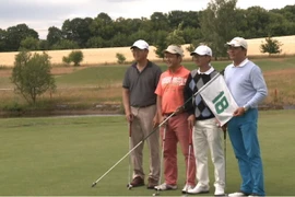 Kết thúc giải Golf chào mừng 40 năm quan hệ ngoại giao Việt-Đức 