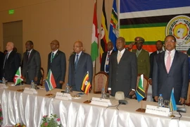 Đại diện các nước thành viên EAC tham dự hội nghị về cuộc khủng hoảng ở Burundi. (Ảnh: AFP/TTXVN)