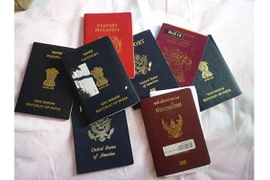 Thái Lan bắt trùm mạng lưới làm giả hộ chiếu xuyên quốc gia