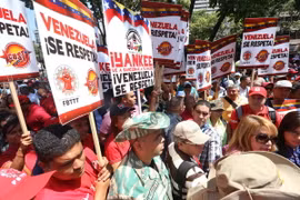 Venezuela bắt đầu chiến dịch thu thập 10 triệu chữ ký phản đối Mỹ 